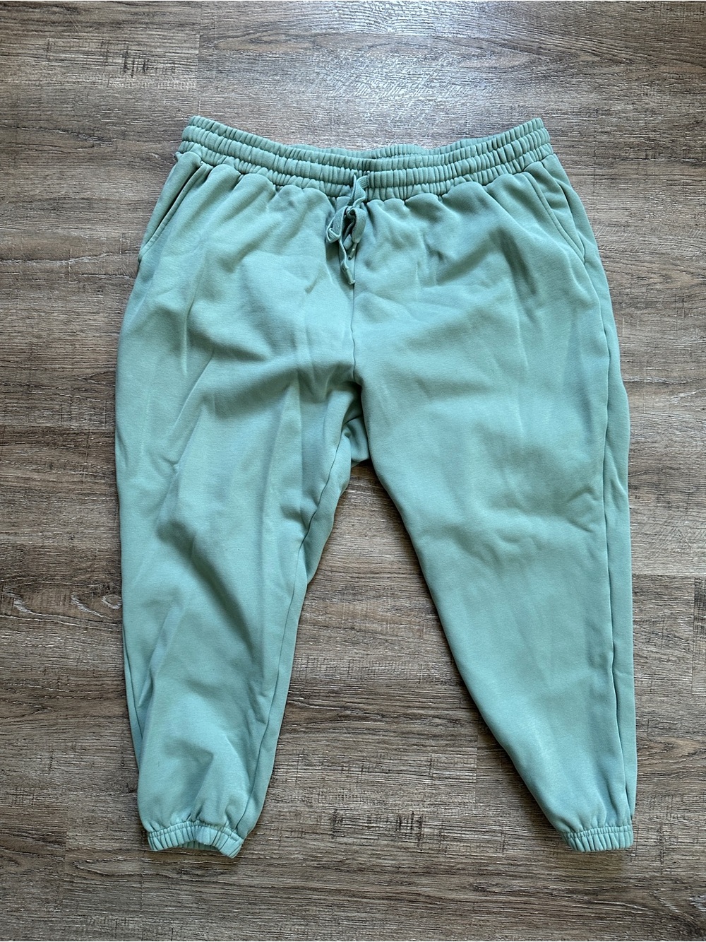 Fabletics Women’s Sage Green Joggers Sweatpants - Size 2X